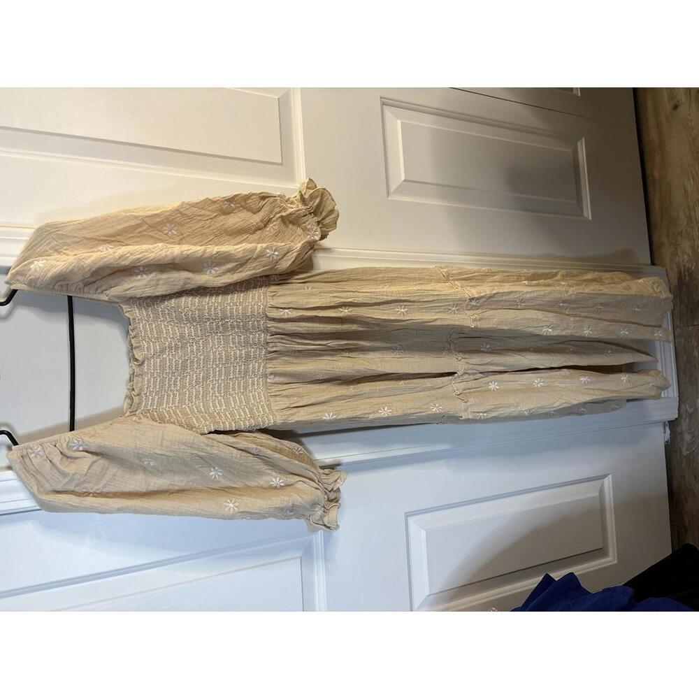 Long Beige Embroidered Dress with Puff Sleeves Size M 421